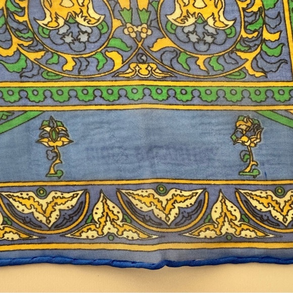 Hermes 42 Mousseline Ciels Byzantins Silk Muslin Scarf Authenticated - Picture 8 of 10